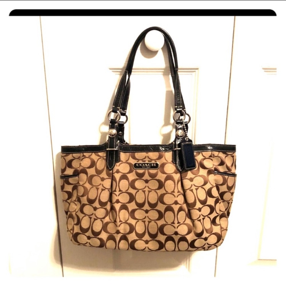Coach Bag: pre-owned but well loved hand bag